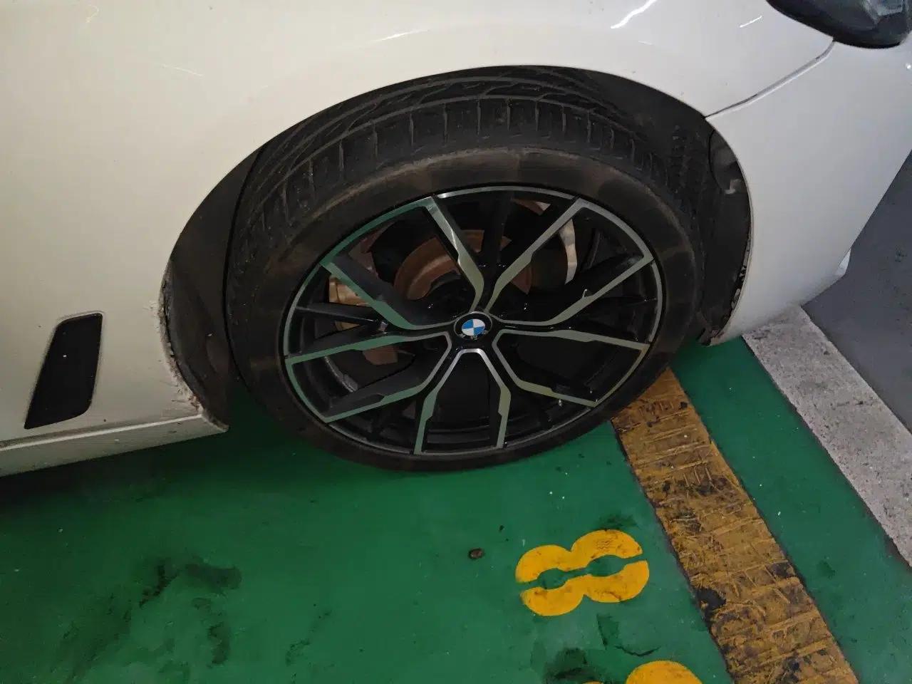 BMW 5 Series 2014 525Li Leading Model — миниатюра 8