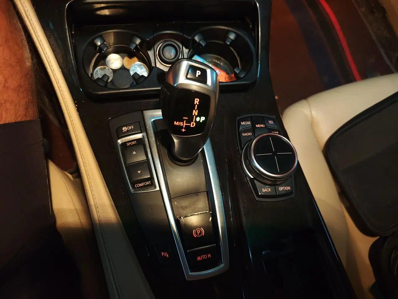 BMW 5 Series 2013 525Li Luxury Model — миниатюра 14