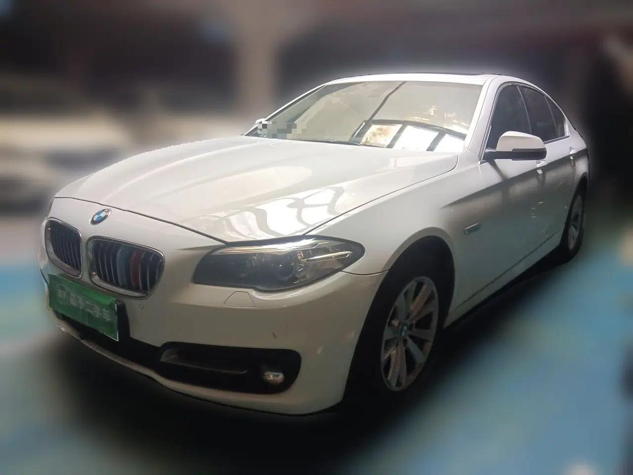 BMW 5 Series 2015 520i Elegant Edition — миниатюра 1
