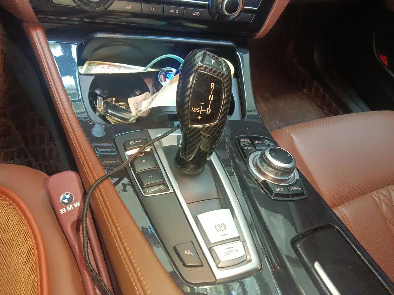 BMW 5 Series 2015 520i Elegant Edition — миниатюра 14