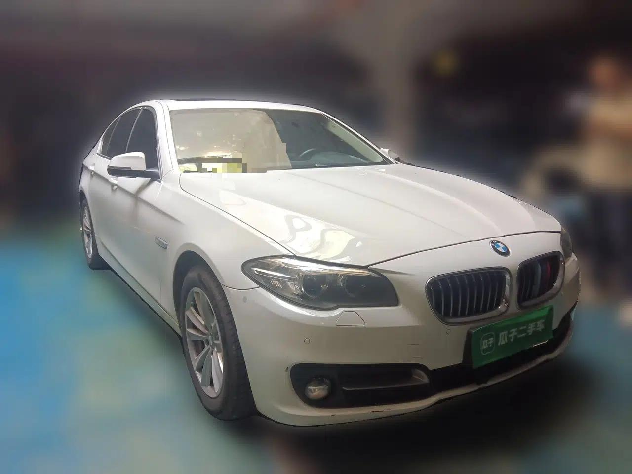 BMW 5 Series 2015 520i Elegant Edition — миниатюра 3