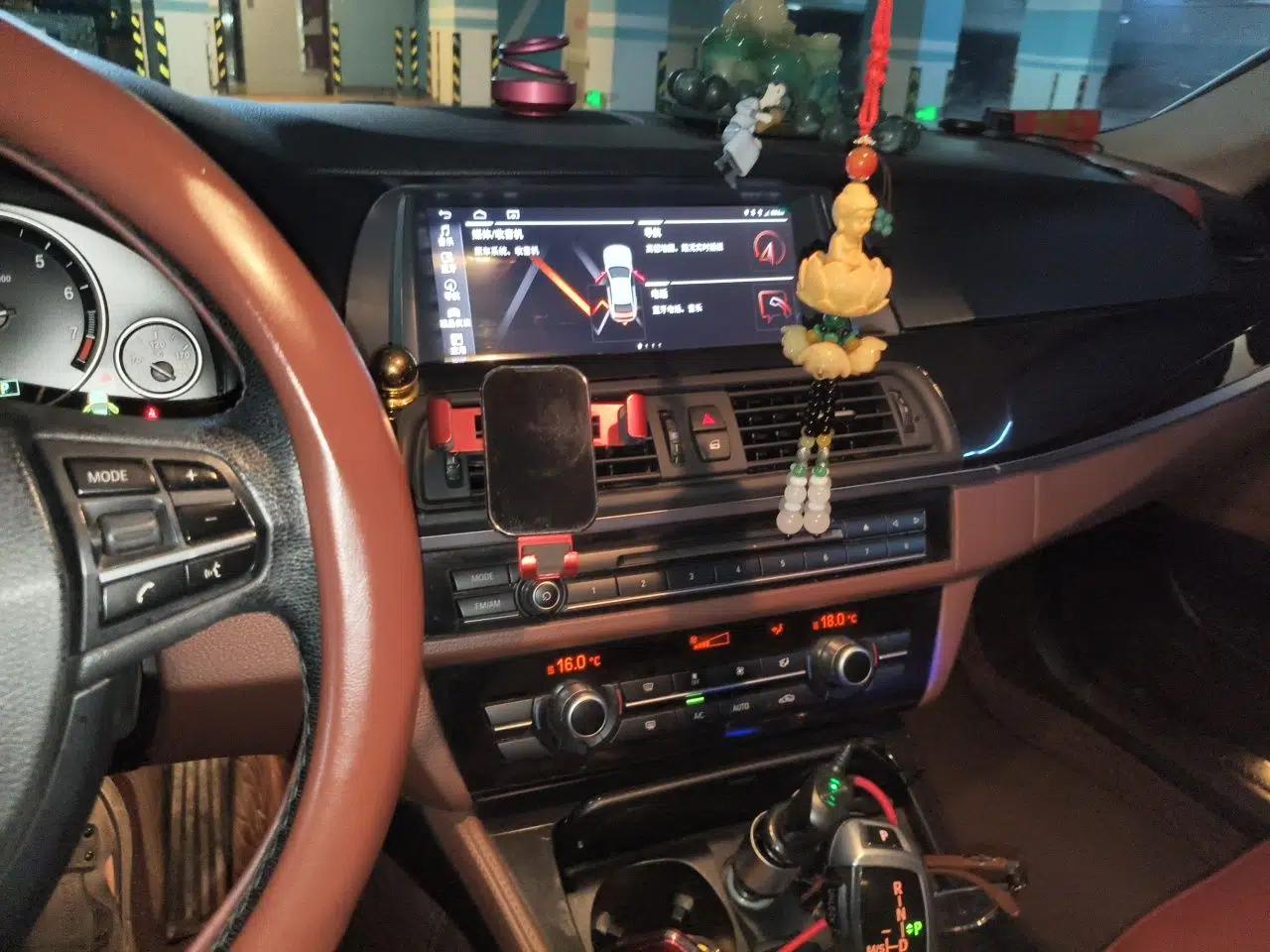 BMW 5 Series 2014 520Li Elegant Model — миниатюра 13