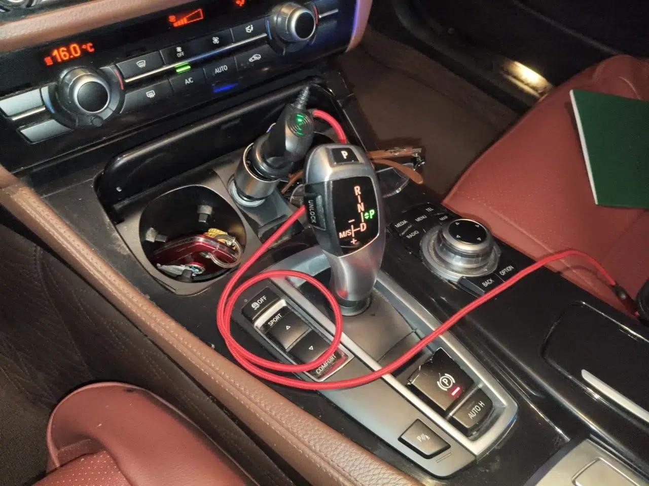 BMW 5 Series 2014 520Li Elegant Model — миниатюра 14