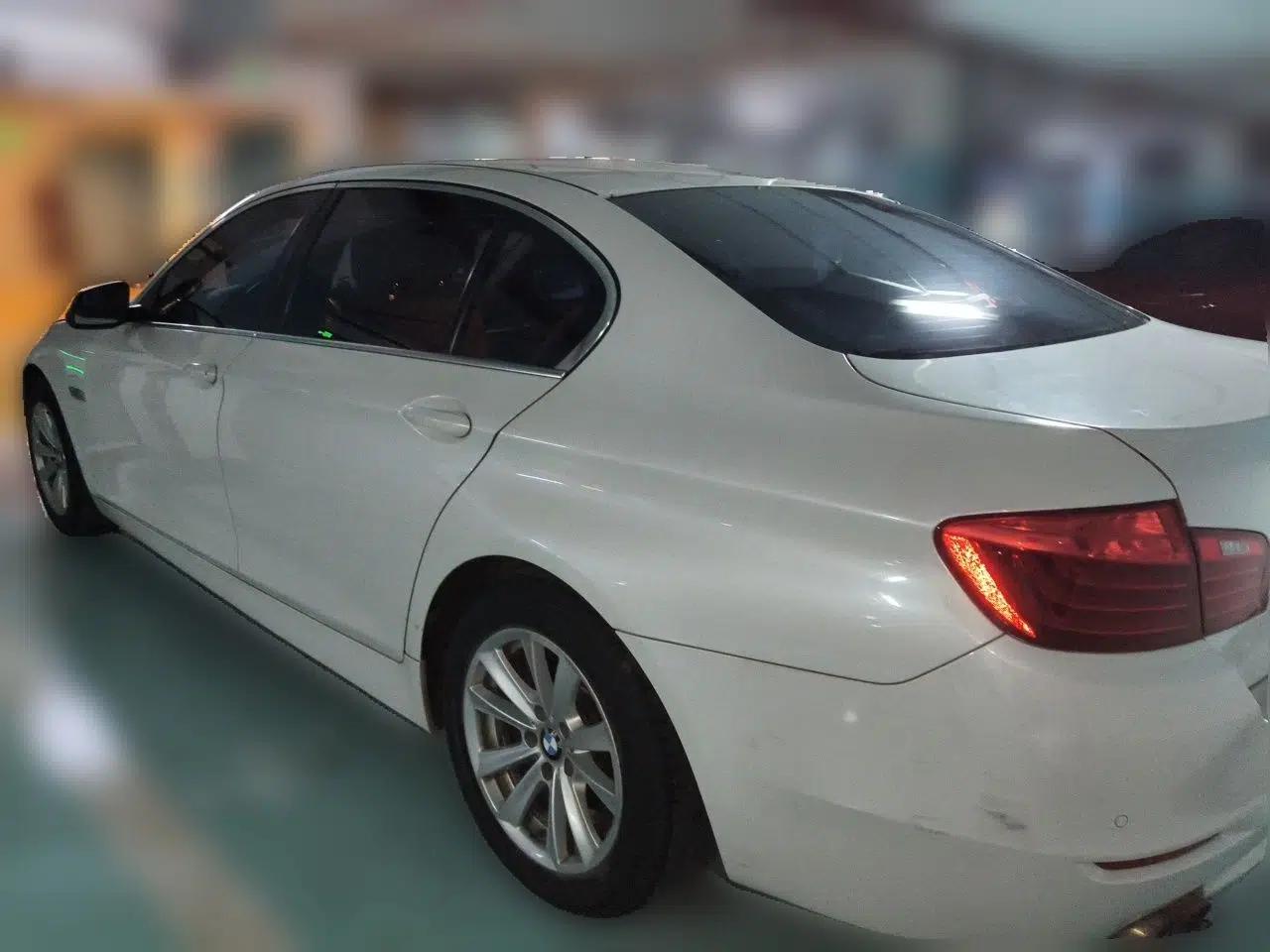 BMW 5 Series 2014 520Li Elegant Model — миниатюра 4