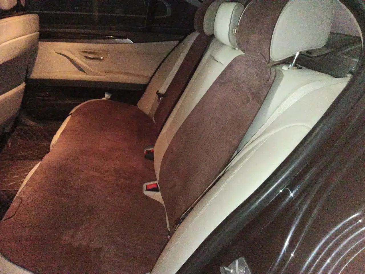 BMW 5 Series 2011 523Li Leading Model — миниатюра 17