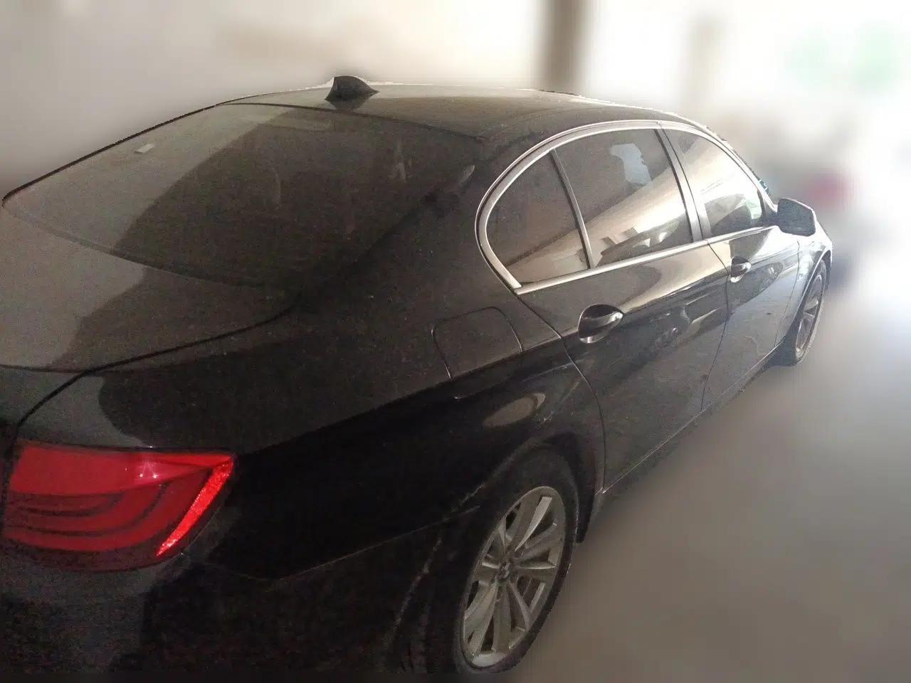 BMW 5 Series 2011 523Li Leading Model — миниатюра 6