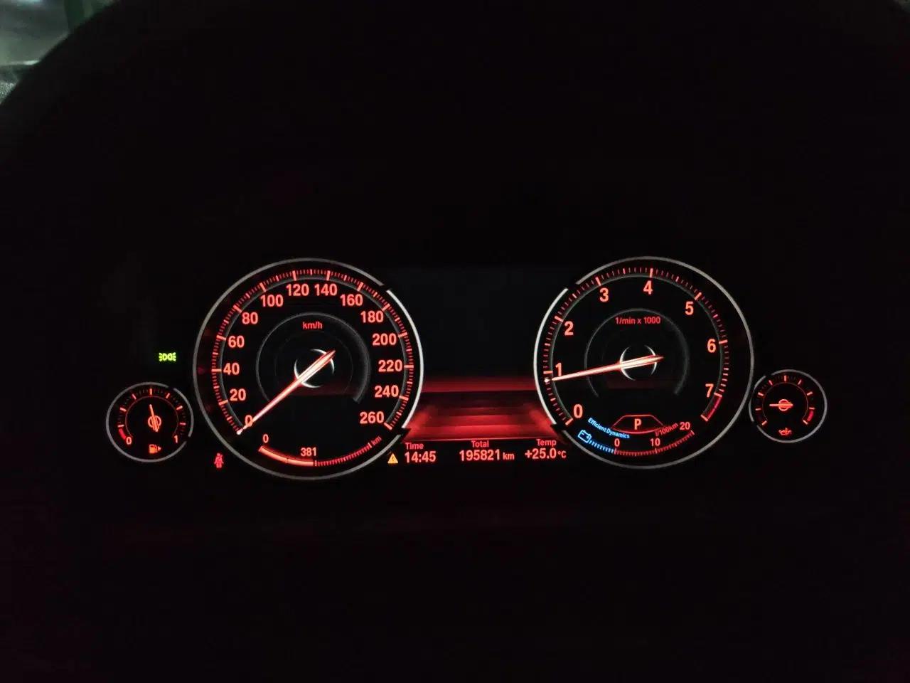 BMW 5 Series 2017 525Li Luxury Design Package — миниатюра 11
