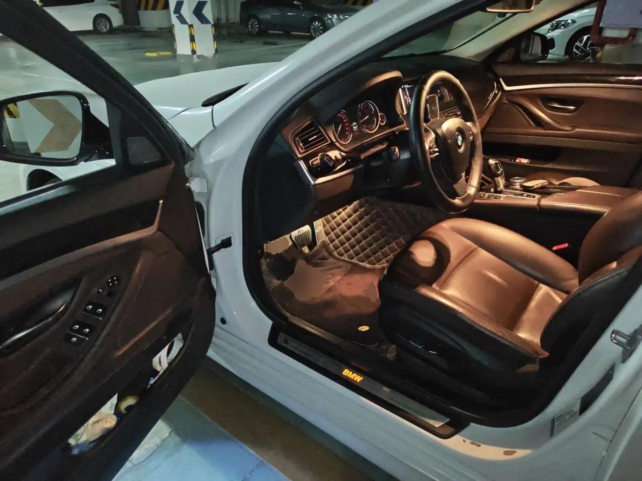 BMW 5 Series 2017 525Li Luxury Design Package — миниатюра 16