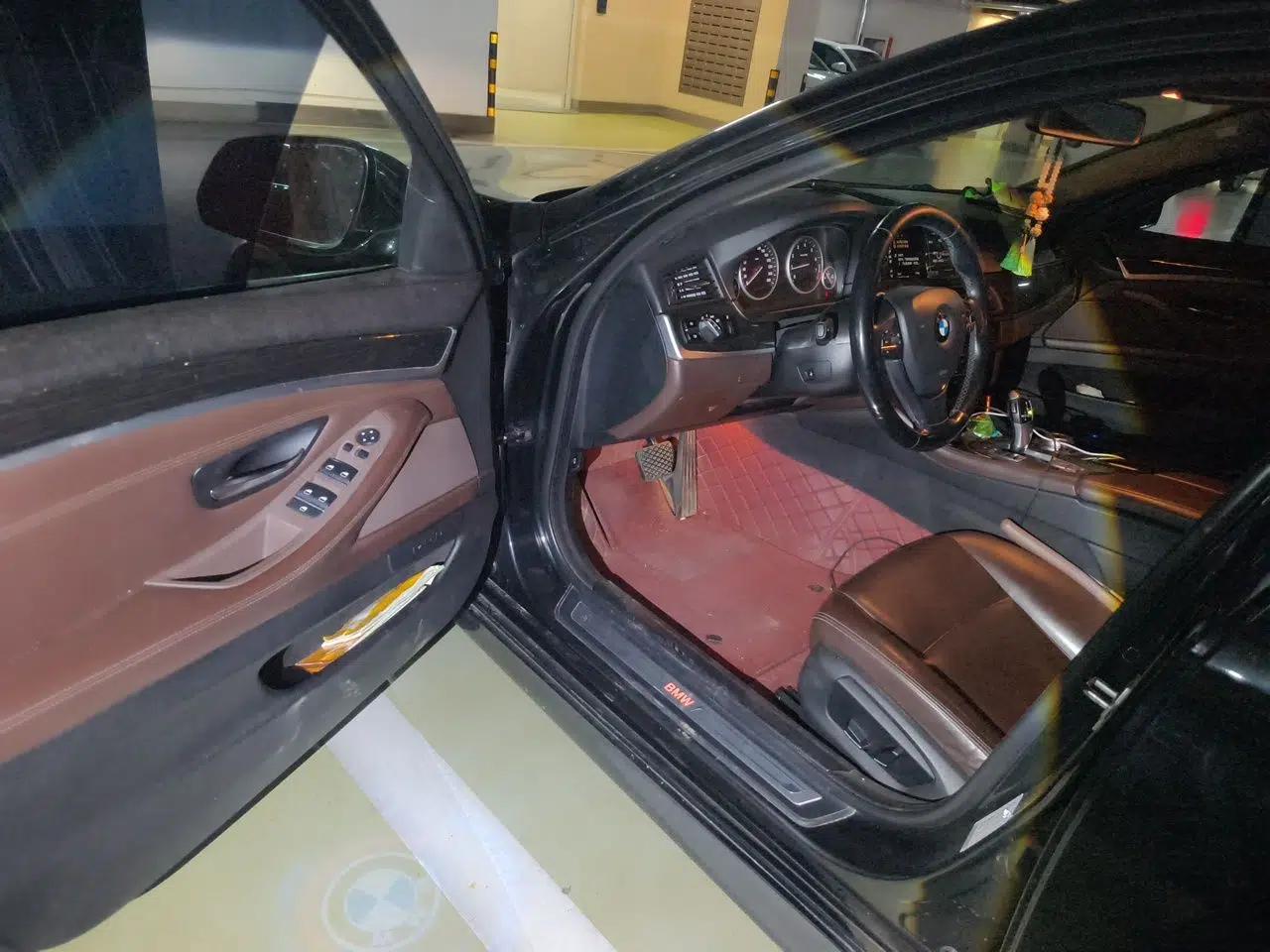 BMW 5 Series 2014 525Li Luxury Design Package — миниатюра 16