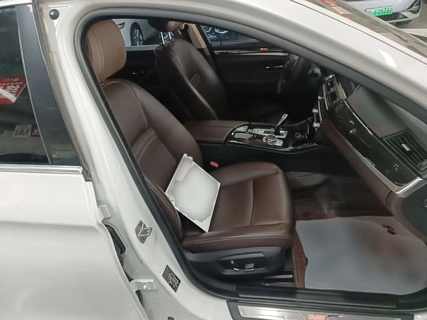 BMW 5 Series 2017 525Li Luxury Design Package — миниатюра 24