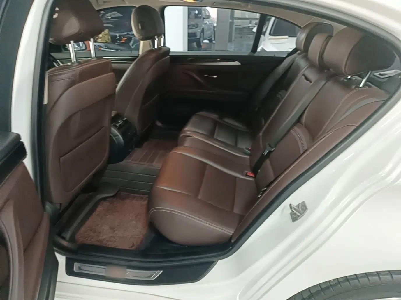 BMW 5 Series 2017 525Li Luxury Design Package — миниатюра 25