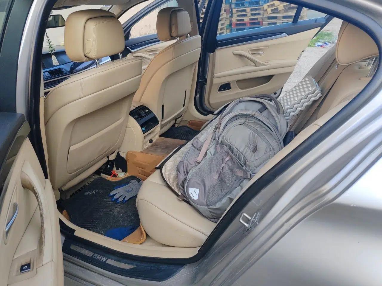 BMW 5 Series 2010 520Li Leading Model — миниатюра 17