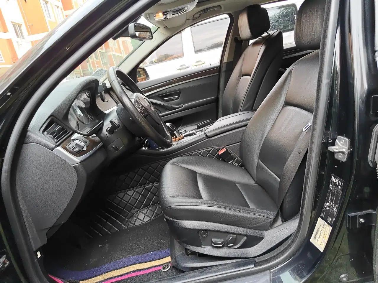 BMW 5 Series 2011 523Li Leading Model — миниатюра 15