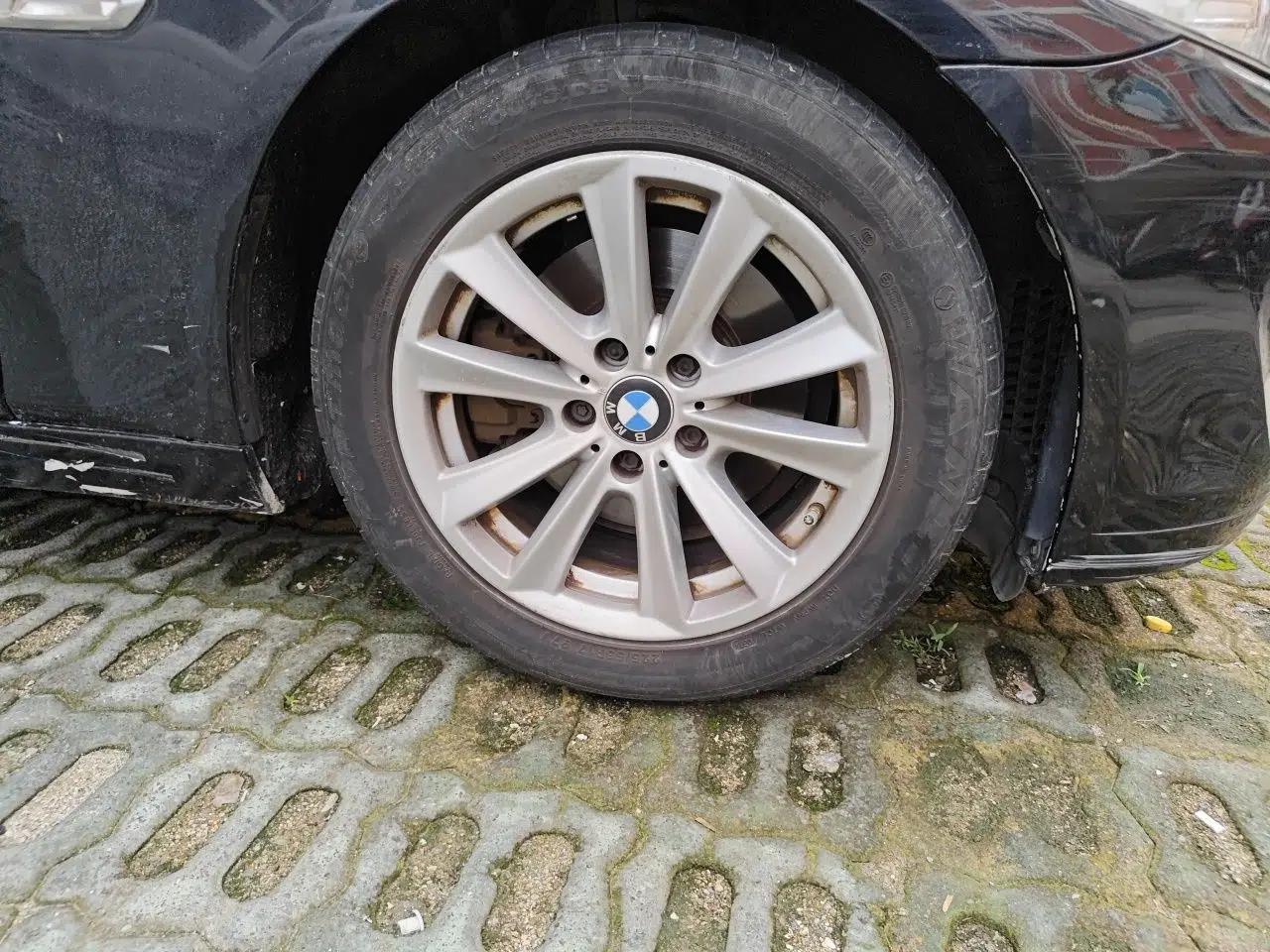 BMW 5 Series 2011 523Li Leading Model — миниатюра 8