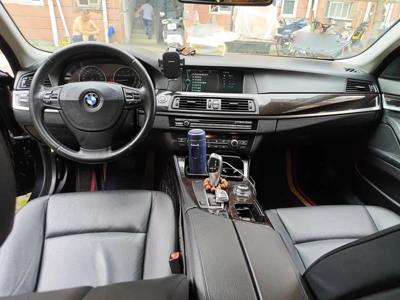BMW 5 Series 2011 523Li Leading Model — миниатюра 9