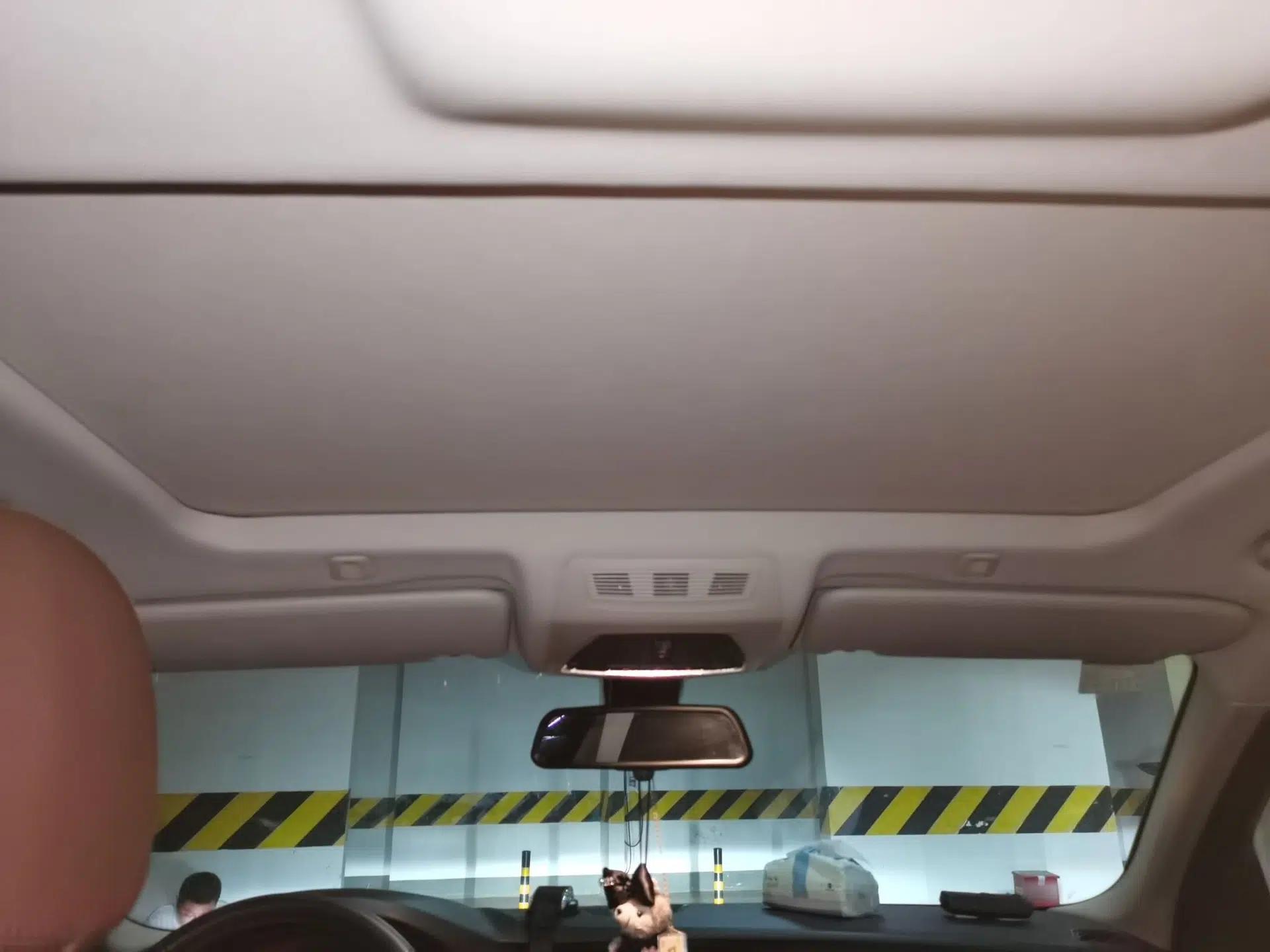 BMW 5 Series 2014 520Li Elegant Model — миниатюра 18