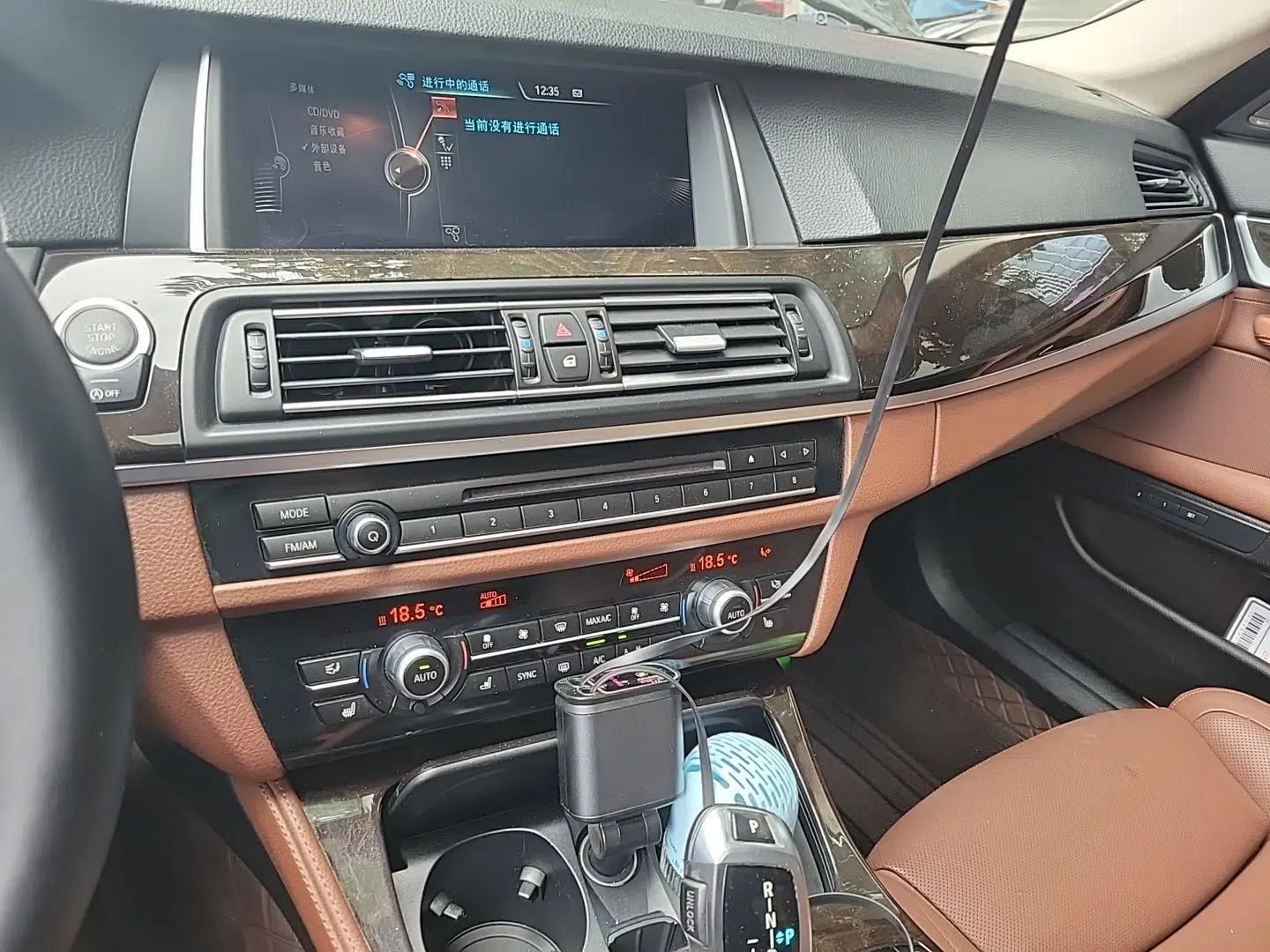BMW 5 Series 2015 535Li Leading Model — миниатюра 10