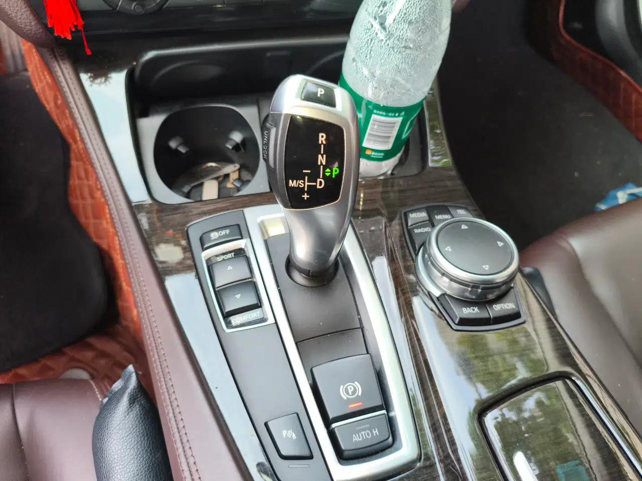 BMW 5 Series 2017 525Li Luxury Design Package — миниатюра 14
