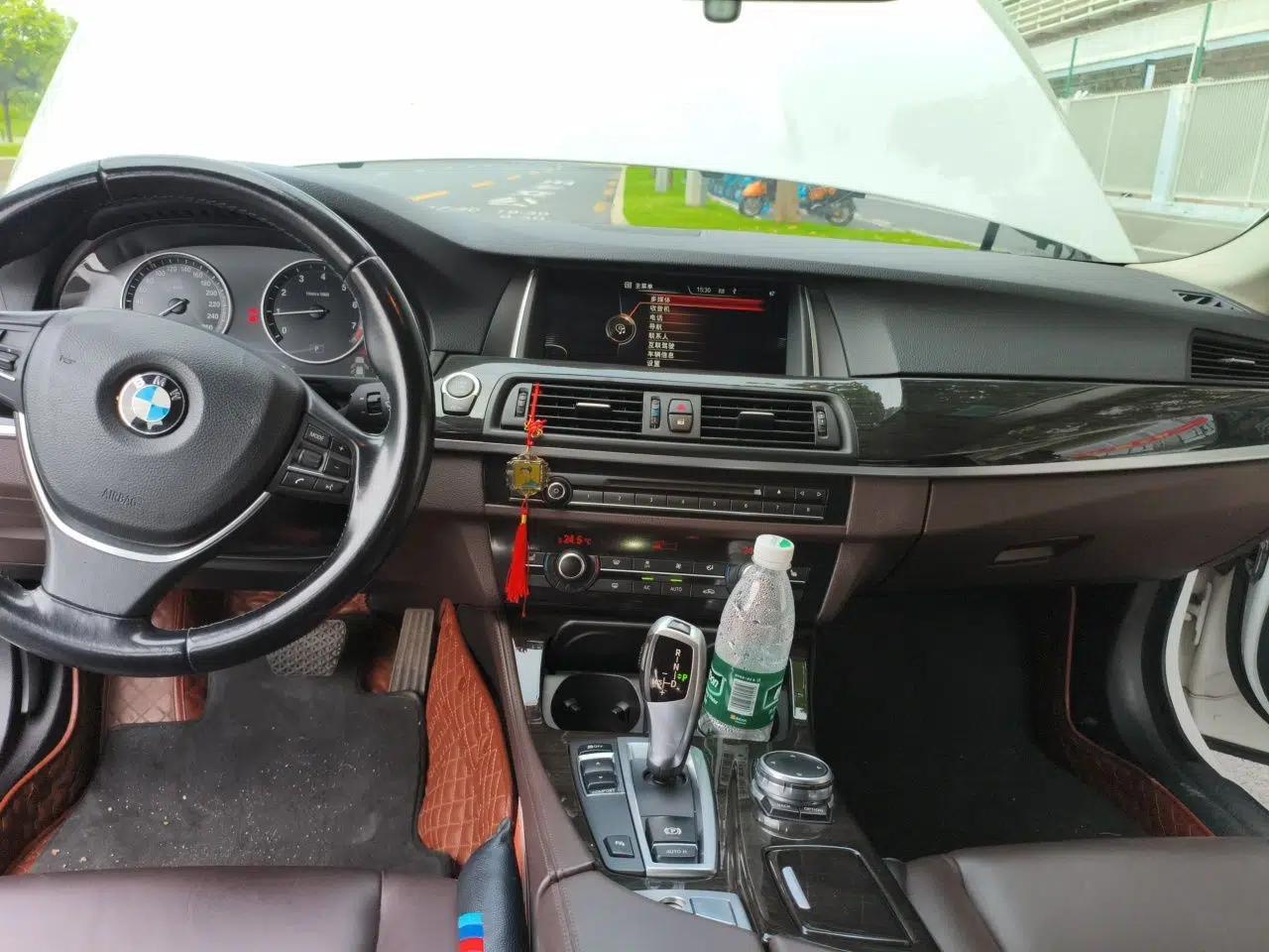 BMW 5 Series 2017 525Li Luxury Design Package — миниатюра 9