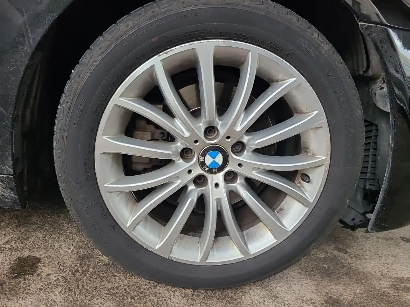 BMW 5 Series 2017 525Li Luxury Design Package — миниатюра 8