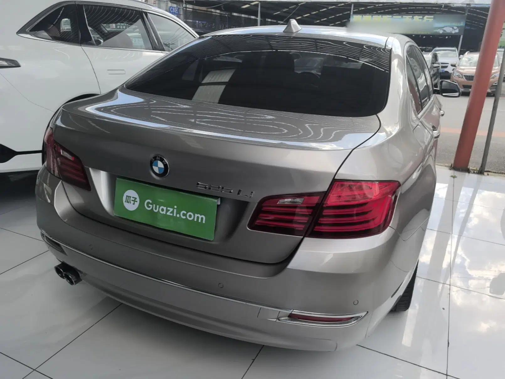 BMW 5 Series 2017 525Li Luxury Design Package — миниатюра 6
