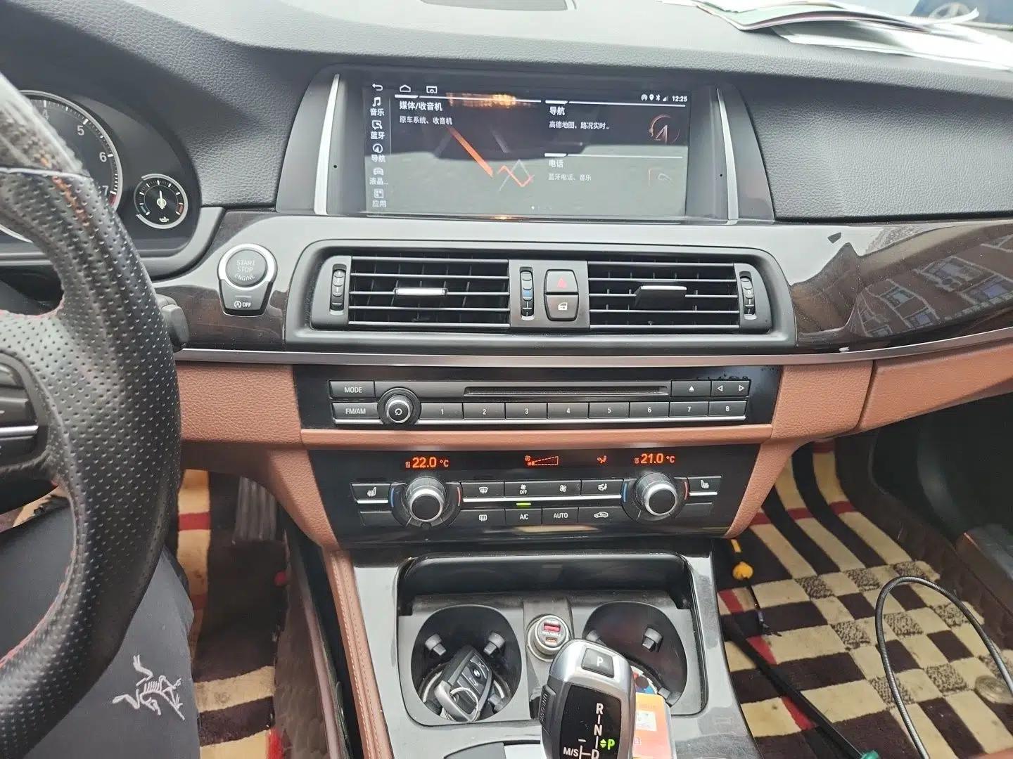BMW 5 Series 2014 525Li Leading Model — миниатюра 13
