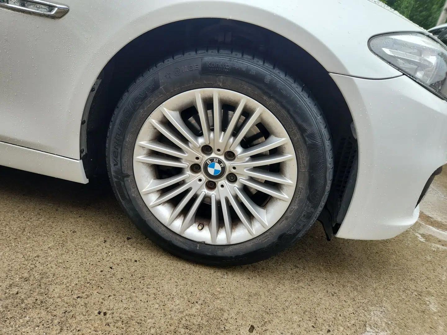 BMW 5 Series 2014 525Li Leading Model — миниатюра 8