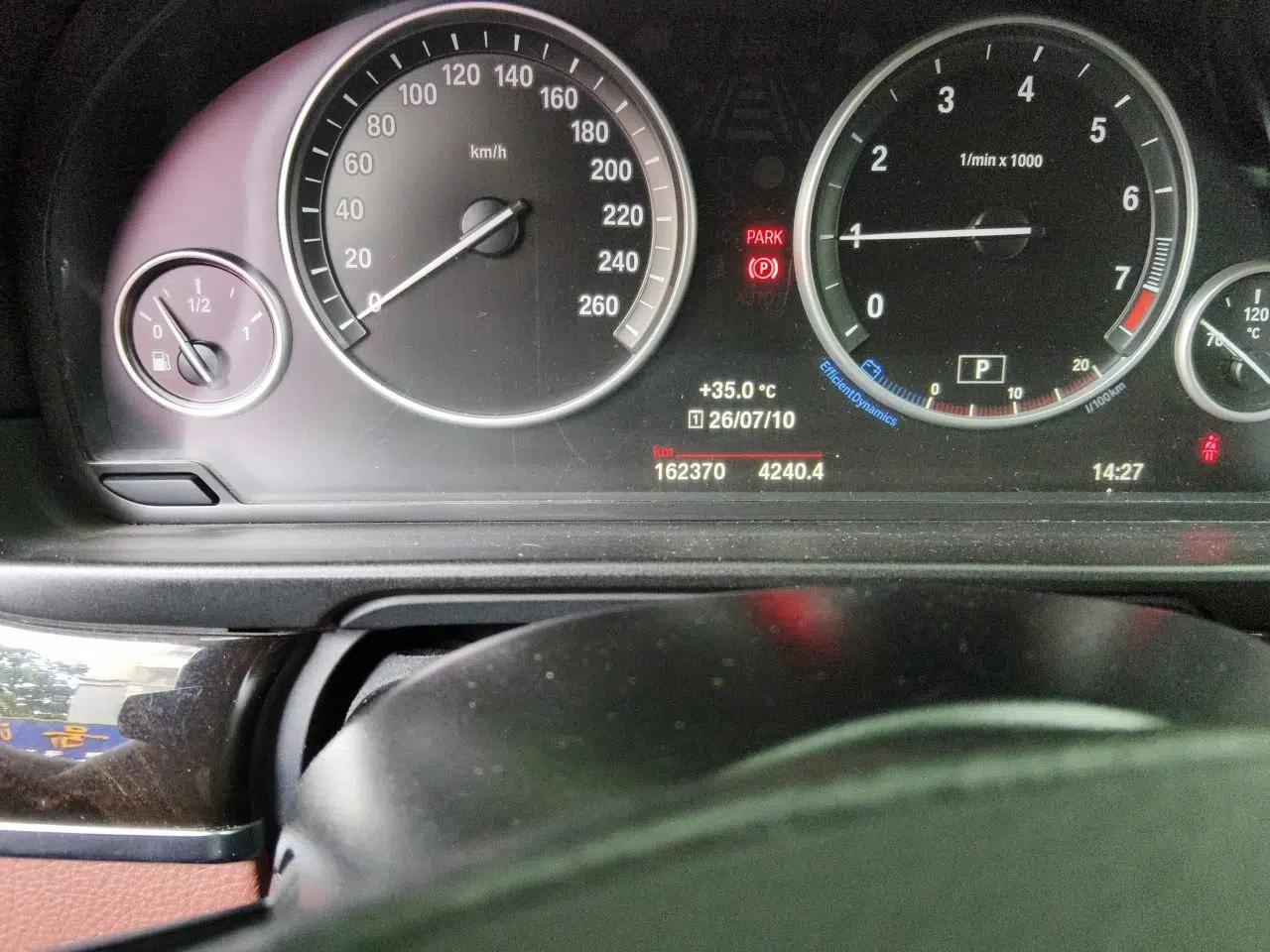 BMW 5 Series 2014 525Li Leading Model — миниатюра 12