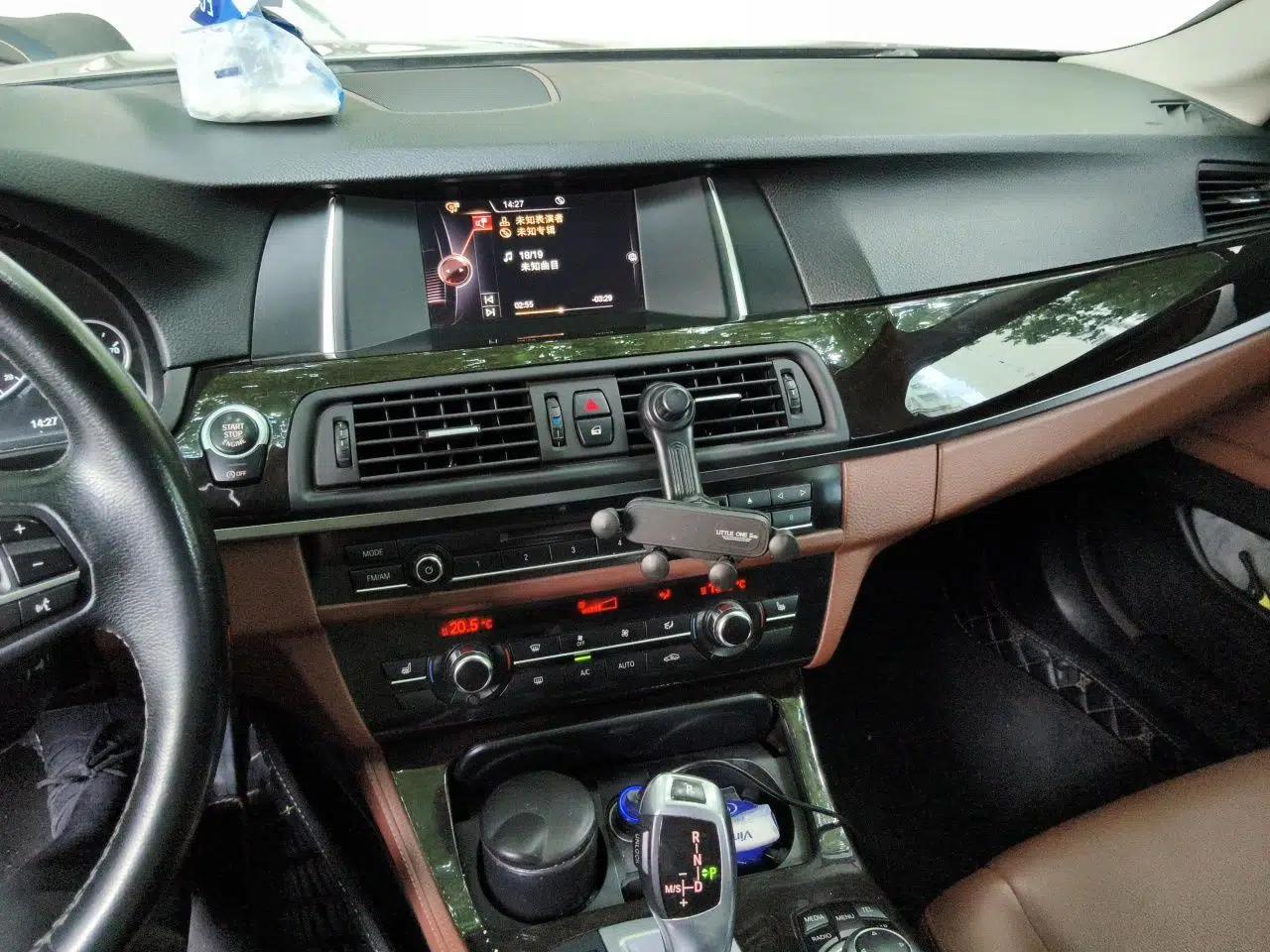 BMW 5 Series 2014 525Li Leading Model — миниатюра 13