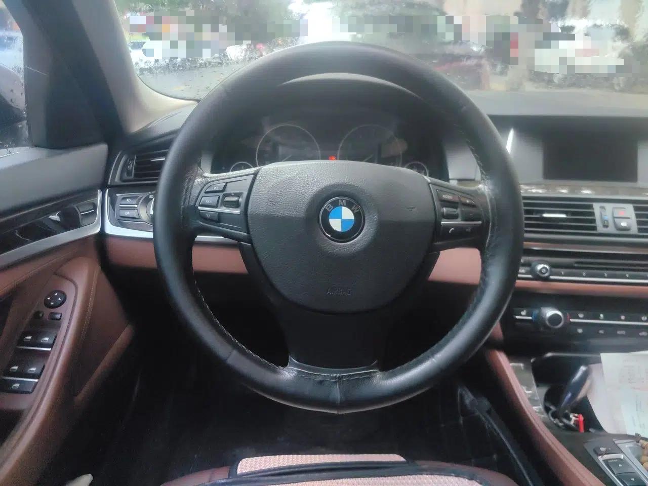 BMW 5 Series 2014 525Li Leading Model — миниатюра 10