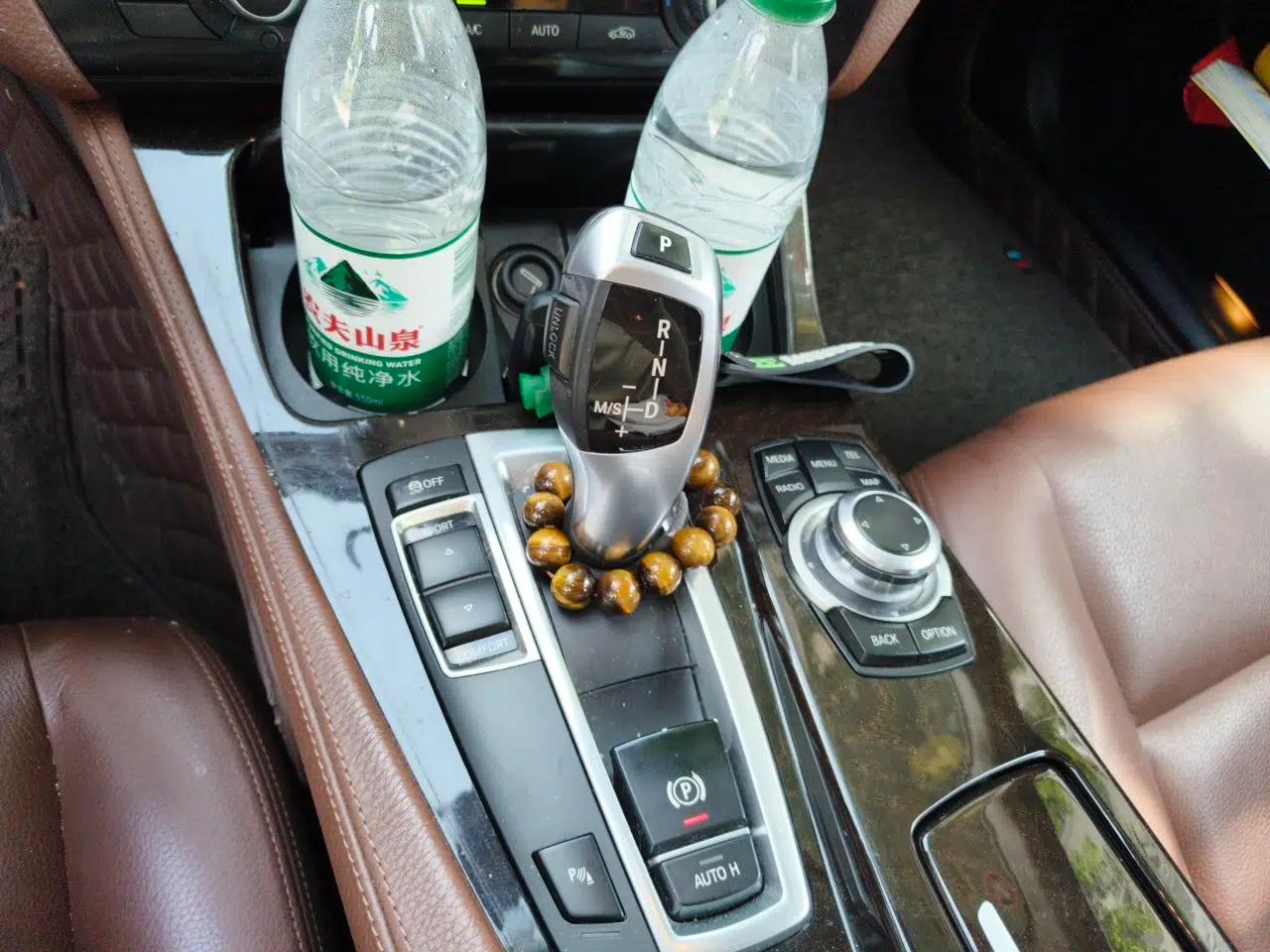 BMW 5 Series 2014 525Li Leading Model — миниатюра 14