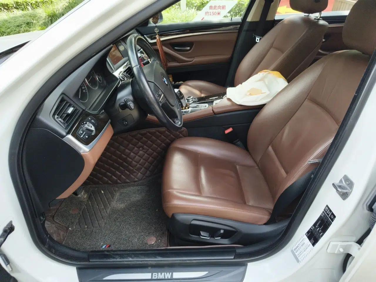 BMW 5 Series 2014 525Li Leading Model — миниатюра 15