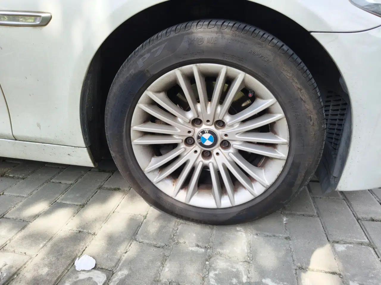 BMW 5 Series 2014 525Li Leading Model — миниатюра 8