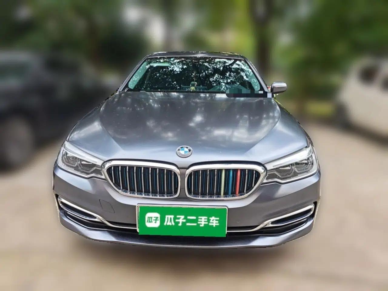 BMW 5 Series New Energy 2019 530Le Luxury Package — миниатюра 2