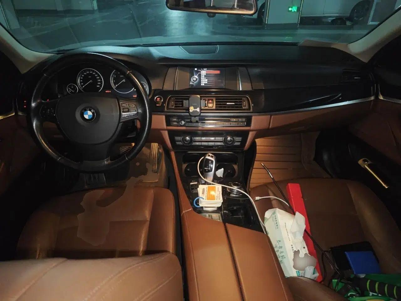 BMW 5 Series 2014 520Li Elegant Model — миниатюра 9