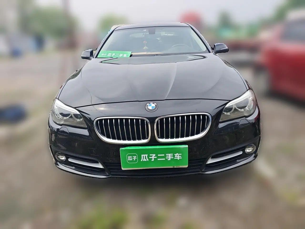 BMW 5 Series 2013 530Li Leading Model — миниатюра 2