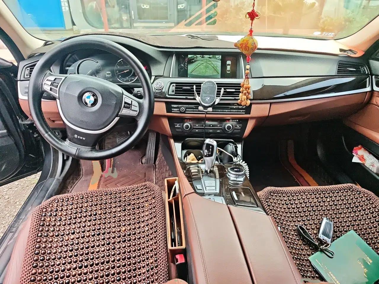 BMW 5 Series 2013 530Li Leading Model — миниатюра 9