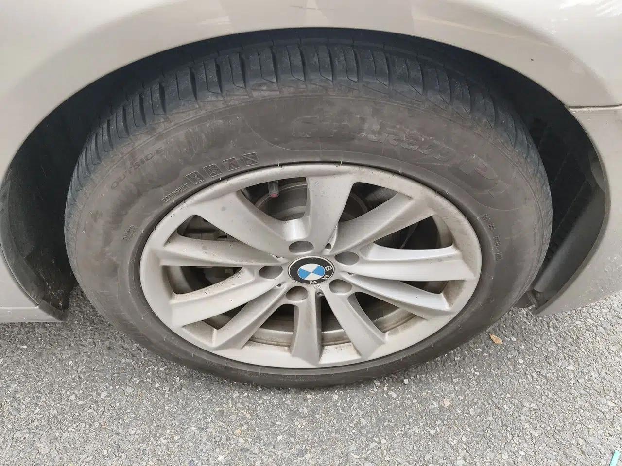 BMW 5 Series 2017 520Li Elegant Edition — миниатюра 8