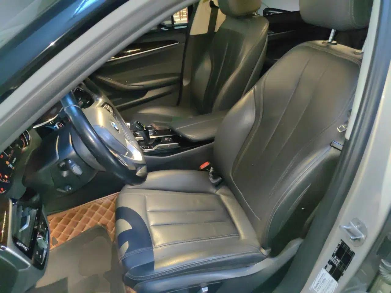 BMW 5 Series 2018 528Li Launch Special Edition — миниатюра 15