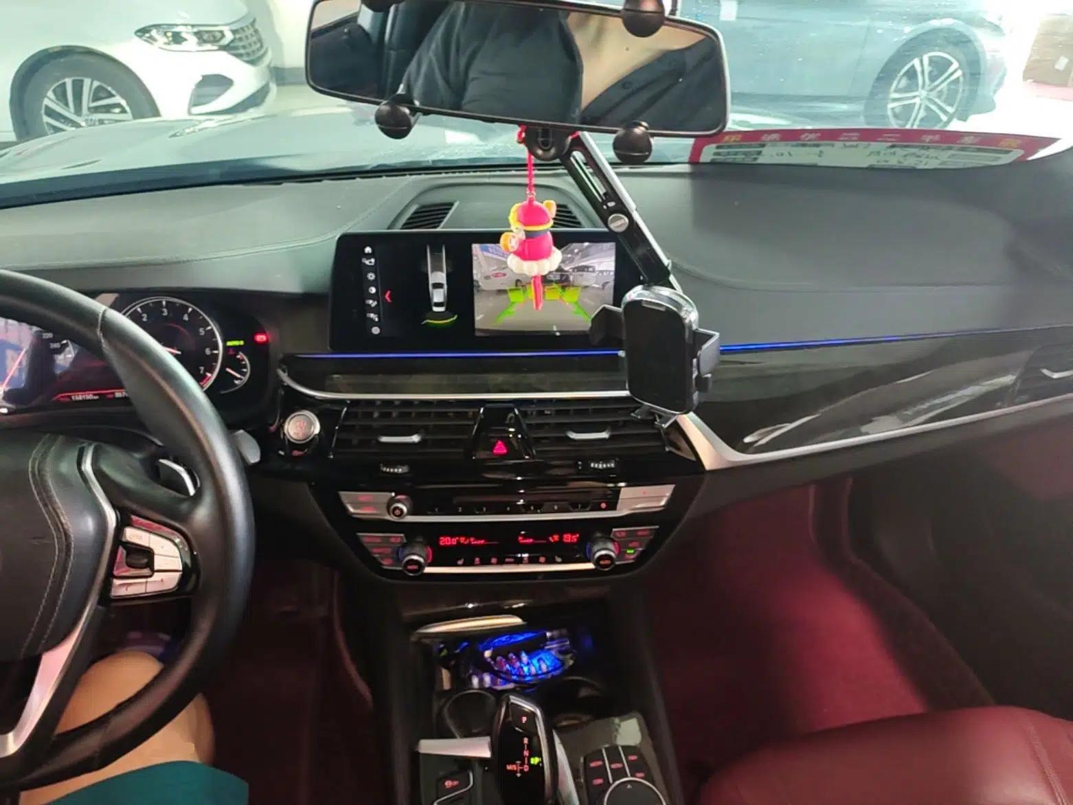 BMW 5 Series 2018 Restyled 530Li Leading Edition M Sport Package — миниатюра 12