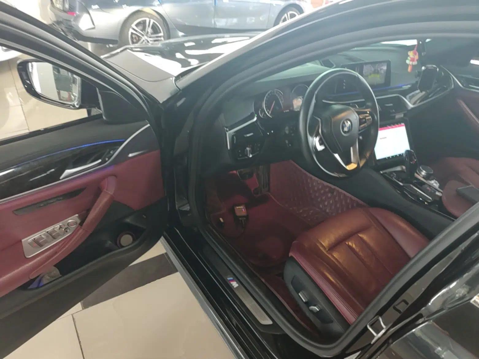 BMW 5 Series 2018 Restyled 530Li Leading Edition M Sport Package — миниатюра 18