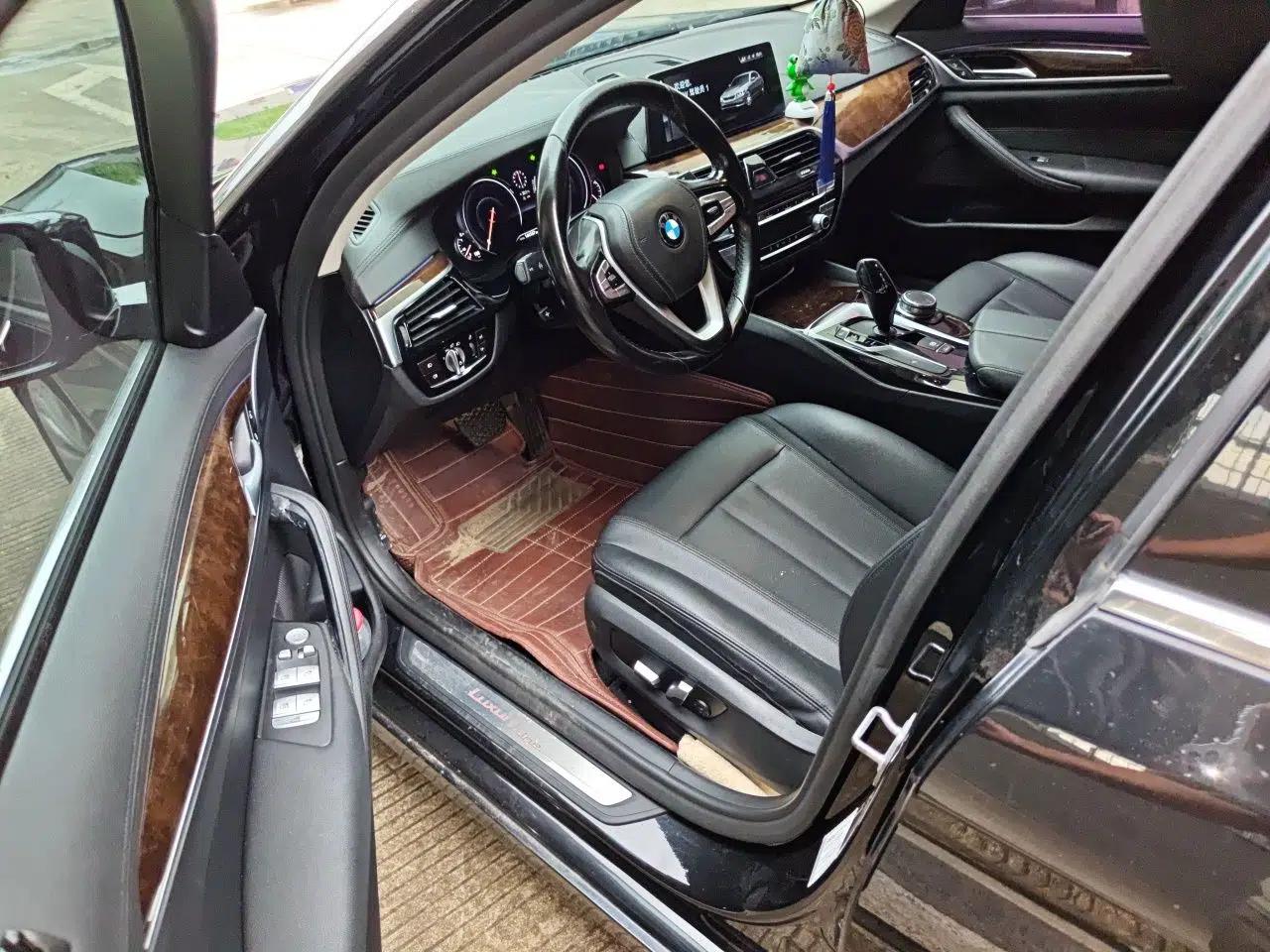 BMW 5 Series 2018 525Li Luxury Package — миниатюра 16