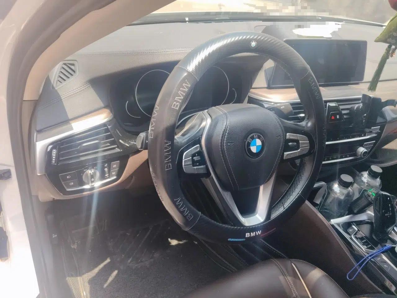 BMW 5 Series New Energy 2018 530Le Luxury Package — миниатюра 10
