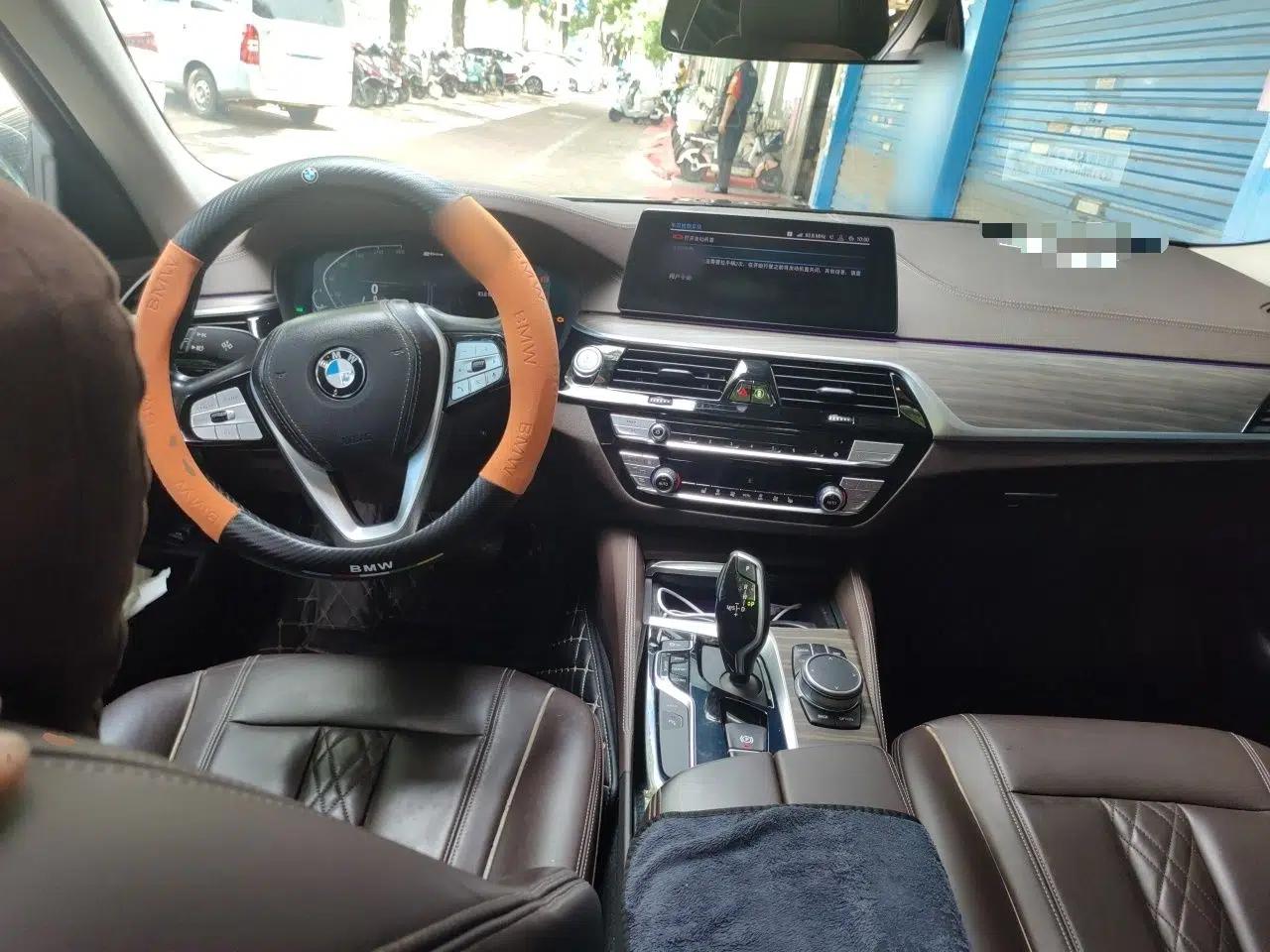 BMW 5 Series New Energy 2020 Mileage Upgrade Version 530Le Luxury Package — миниатюра 9