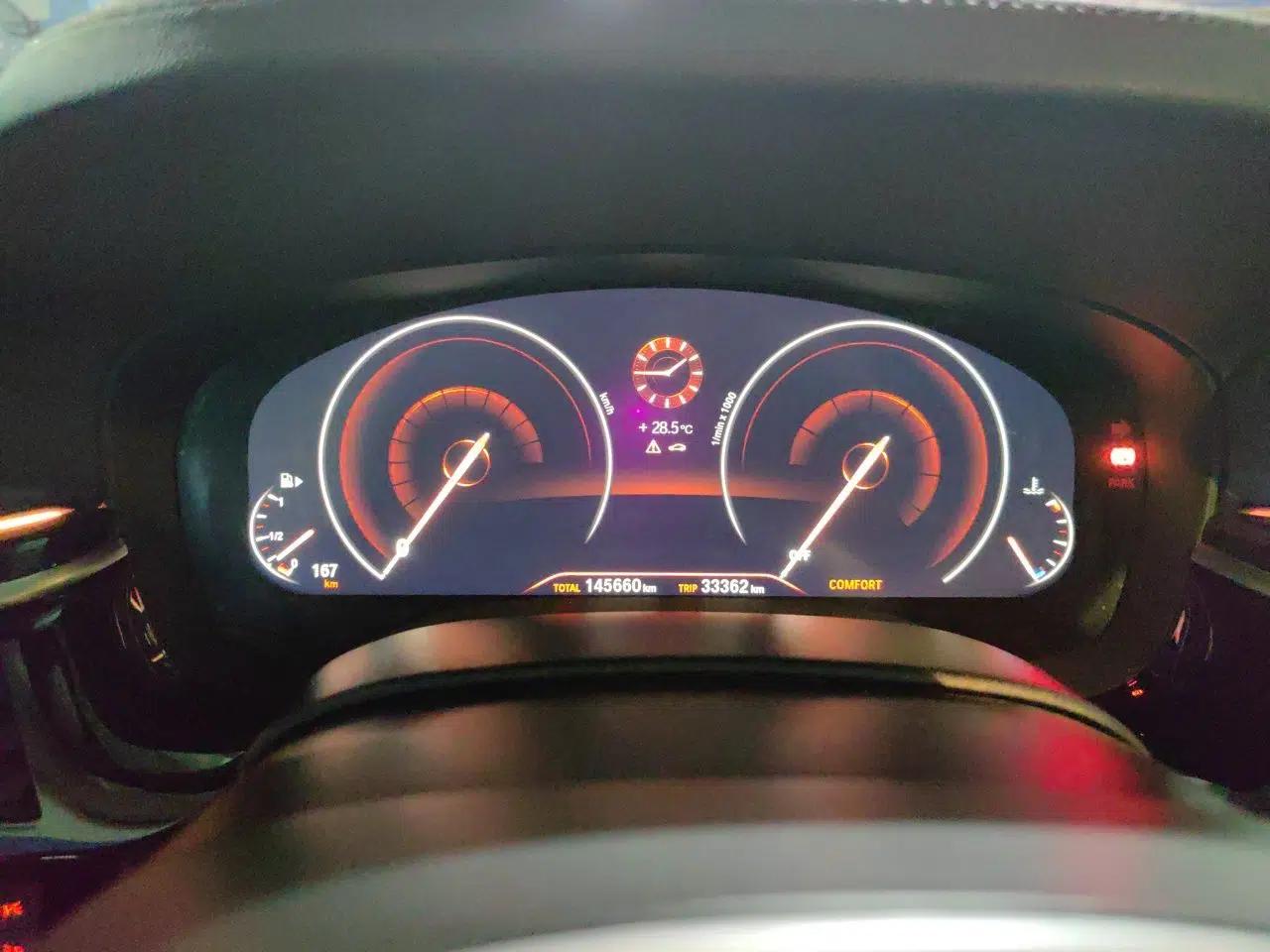 BMW 5 Series 2019 525Li M Sport Package — миниатюра 11