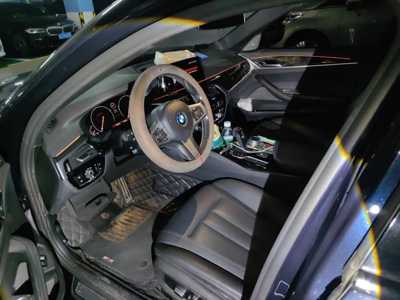 BMW 5 Series 2019 525Li M Sport Package — миниатюра 16