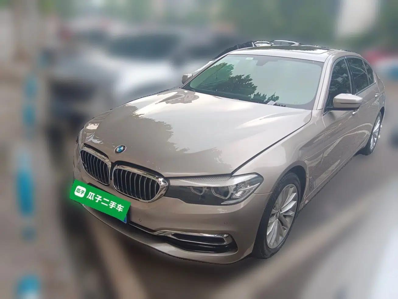 BMW 5 Series 2019 Facelifted 525Li Luxury Package — миниатюра 1