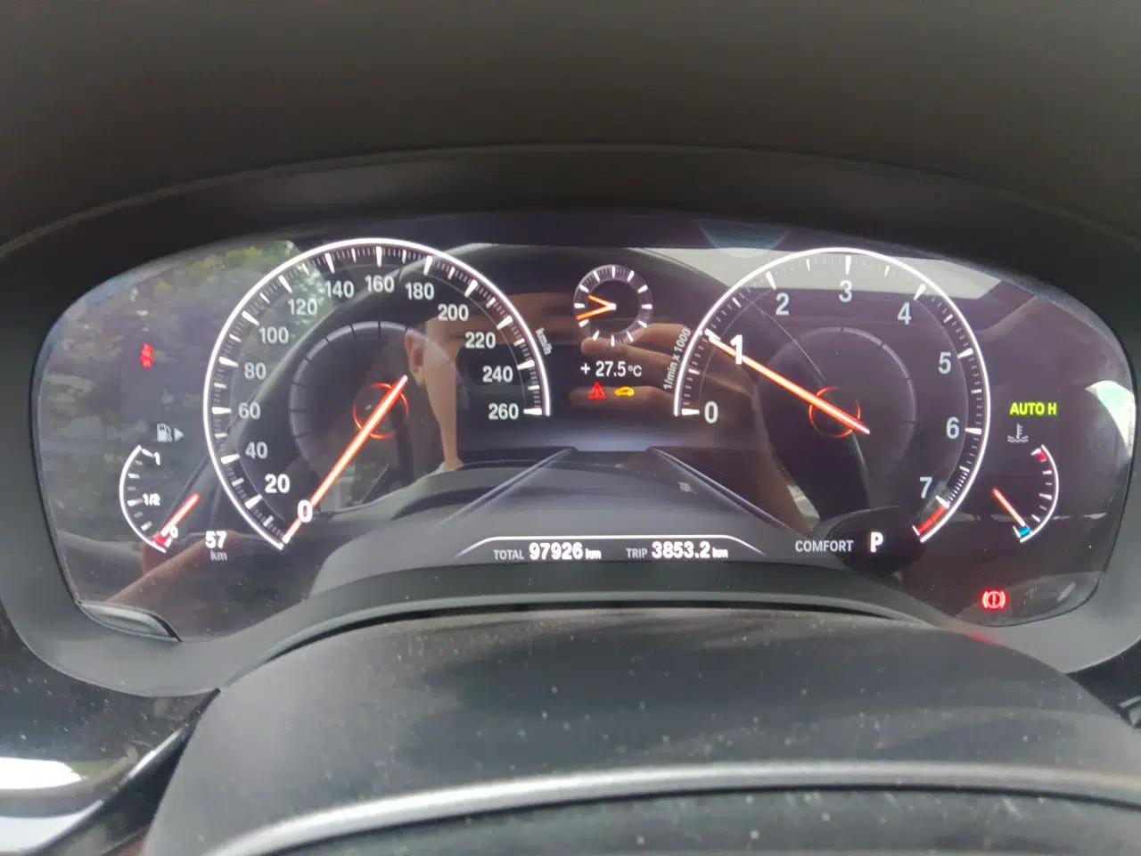 BMW 5 Series 2019 Facelifted 525Li Luxury Package — миниатюра 11