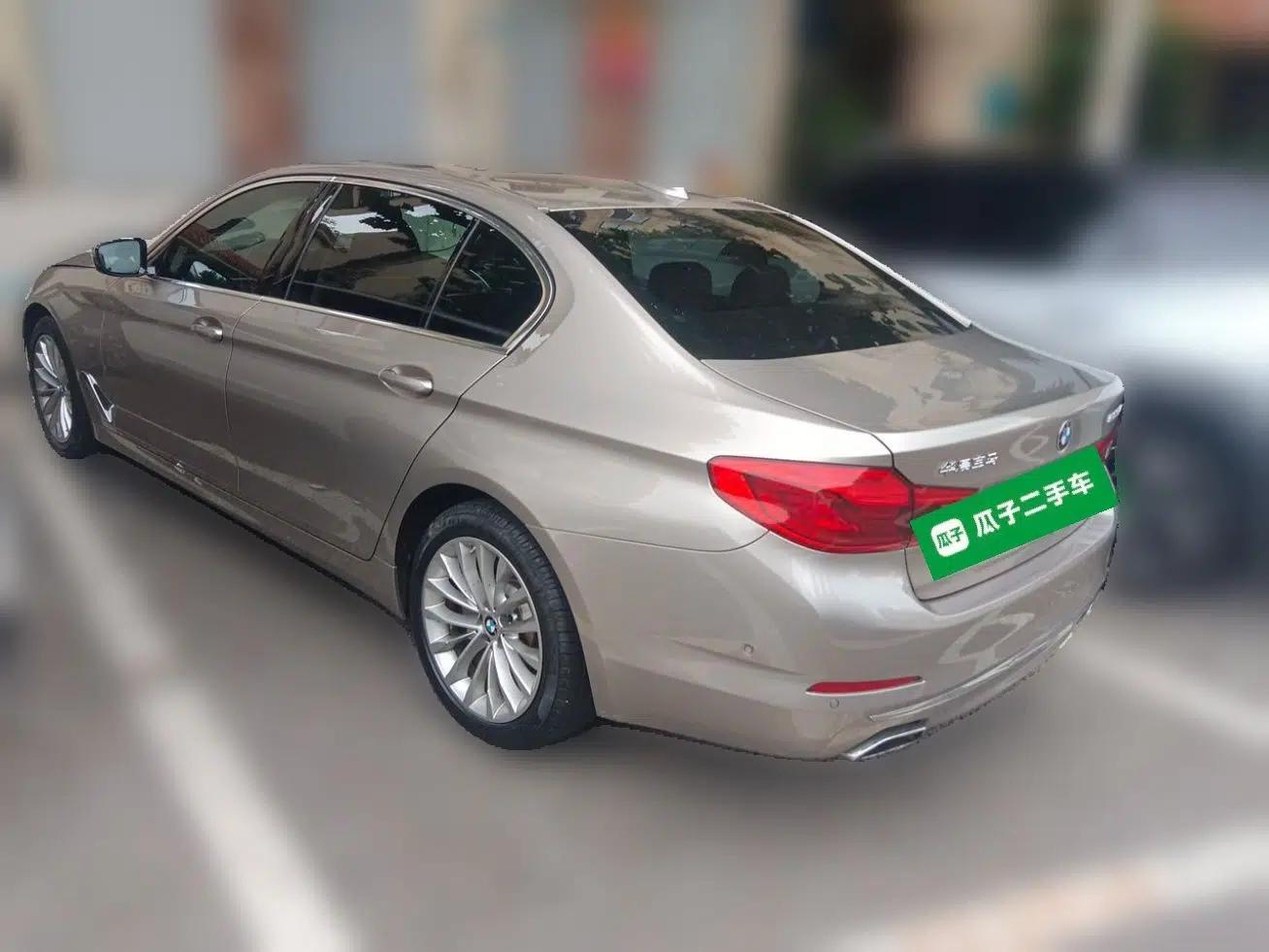 BMW 5 Series 2019 Facelifted 525Li Luxury Package — миниатюра 4