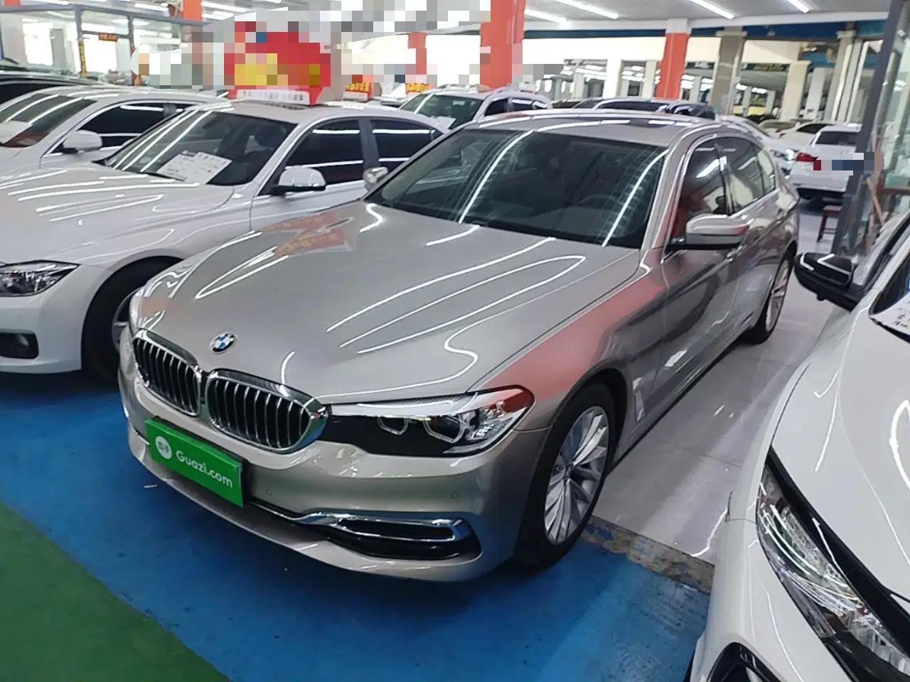 BMW 5 Series 2020 525Li Luxury Package — миниатюра 1